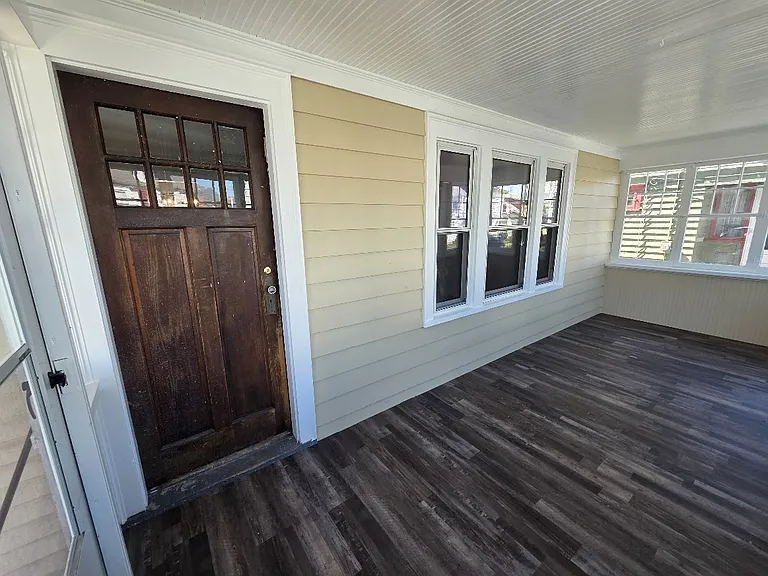 119 N Edwards Ave — Photo 3