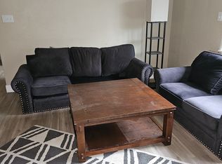 590 Dee Ct, Redding, CA 96002