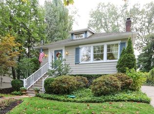 13 Marion Rd, Verona, NJ 07044