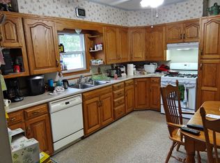 110 W Main St, Oblong, IL 62449