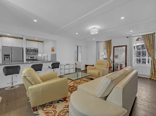 350 West 57th Street image 1 of 16