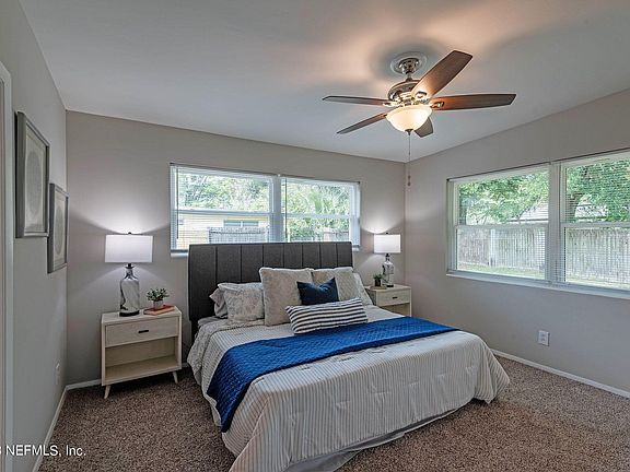 4th image of 8021 CARLOTTA Road N