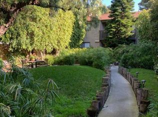 114 E 20th St #A, Costa Mesa, CA 92627