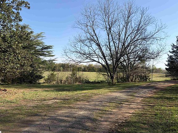 3rd image of 1005 Robinson Bridge Rd