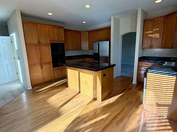 5th image of 9483 E Arbor Dr