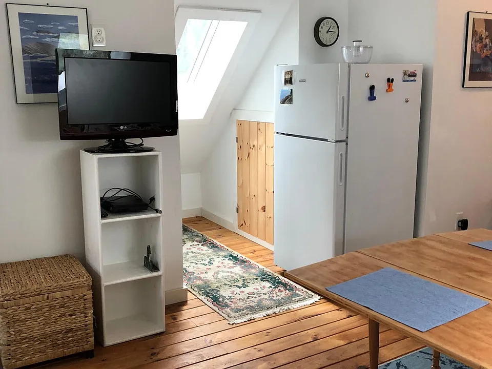 well-lighted nooks