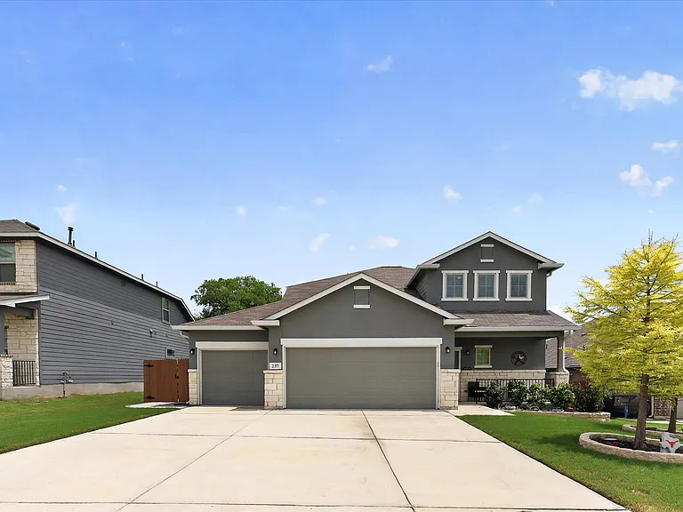 237 Hinsdale Run — Photo 1