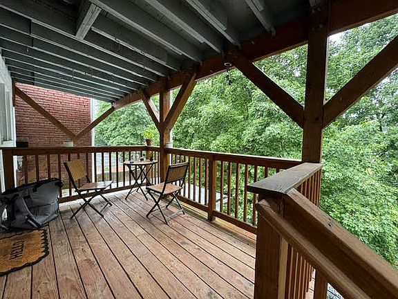 2nd image of 284 Main St APT 3