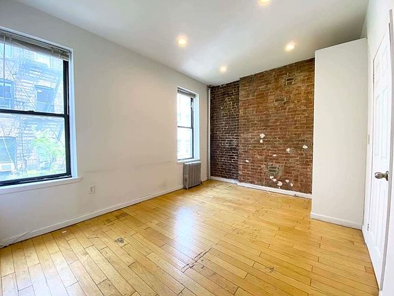 2nd image of 309 E 83rd St