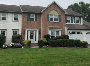 436 Coronet Dr, Blandon, PA 19510