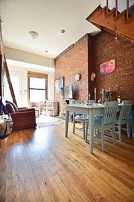 3rd image of 319 W 106th St