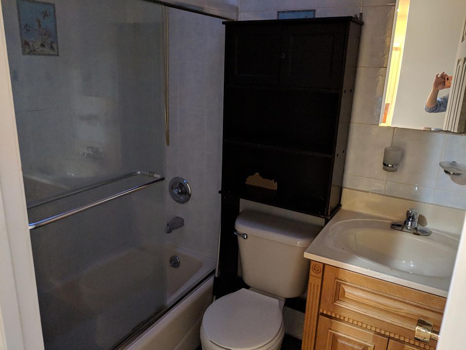 2nd image of 17 Margaret Ct Rear 1