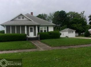 201 N Adams St, Carthage, IL 62321