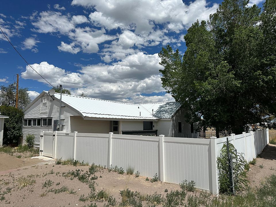 1st image of 341 Manzanares Ln