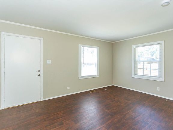 3rd image of 449 7th St W
