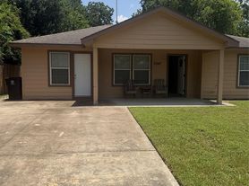 5047 Nassau Rd, Houston, TX