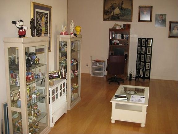 3rd image of 14928 Lake Forest Dr