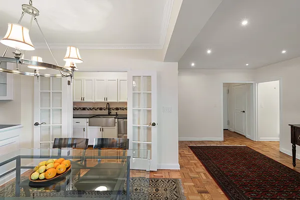 Sold by Compass | media 5