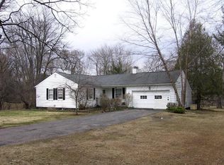 2796 Newport Rd, Ann Arbor, MI 48103