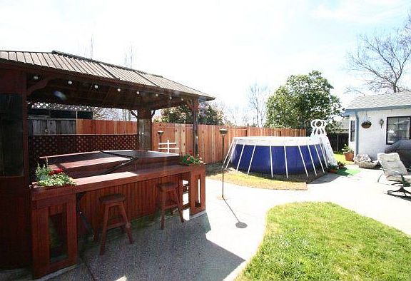 3rd image of 8290 Olympic Ct