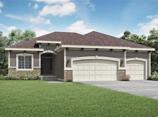 18916 Skyview Ln, Olathe, KS 66062