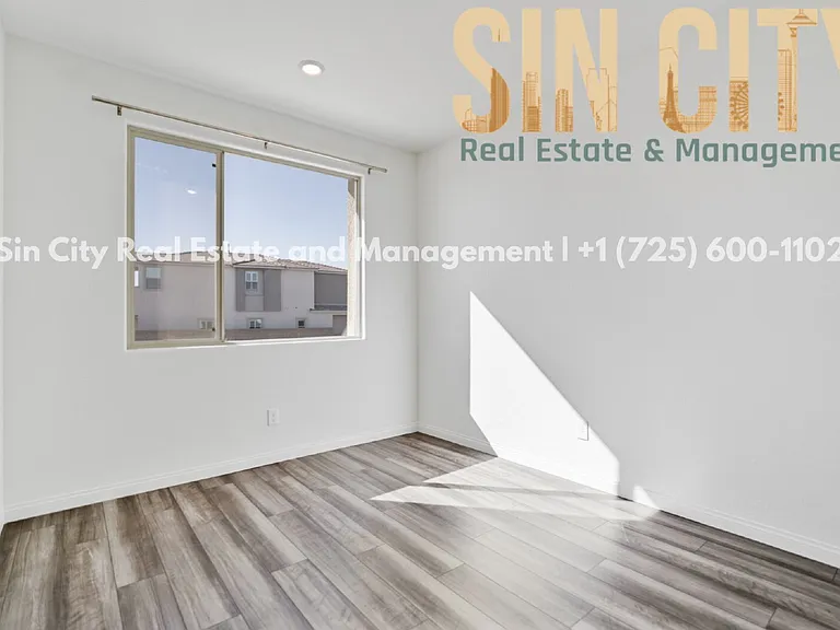 11828 Black Canary Ave — Photo 8