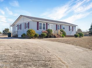 108 Ellenton Ave, Hamlet, NC 28345