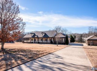 626 Beth Rd, New Market, AL 35761