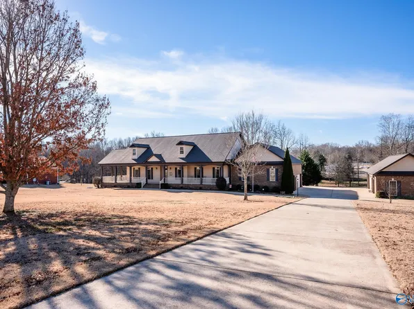 626 Beth Rd, New Market, AL 35761