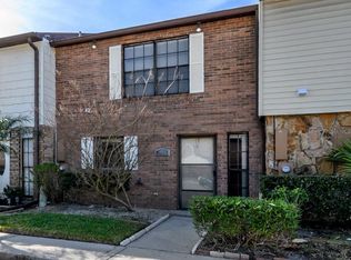 3416 N Sunrise Villas Ct, Tampa, FL 33614