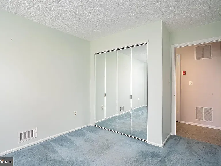 34 Chambord Ct — Photo 12