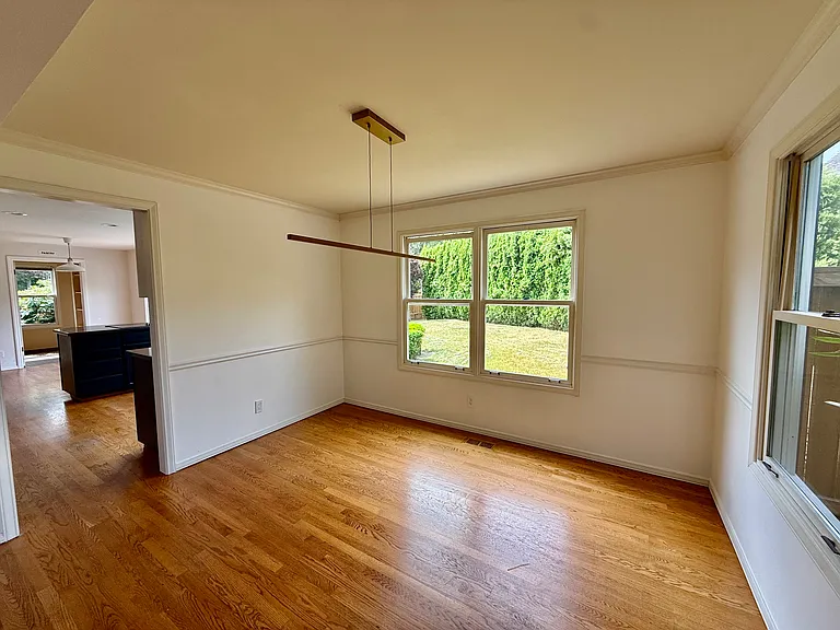 17417 SE 46th Pl — Photo 13