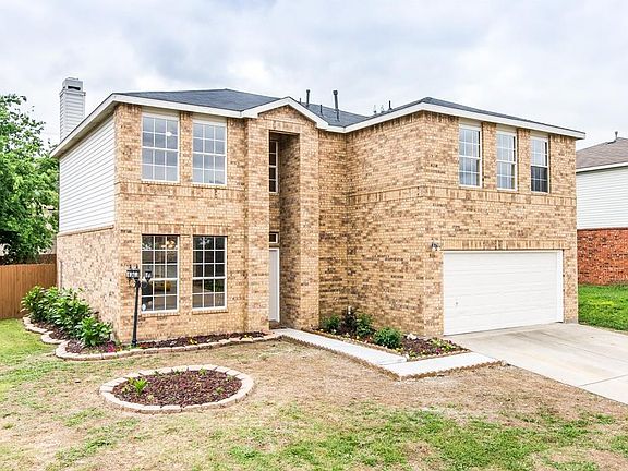 2nd image of 816 White Dove Dr