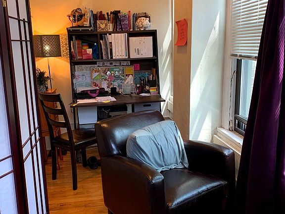 4th image of 2208 W Berteau Ave APT 2