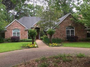 615 Kinsington Ct, Ridgeland, MS 39157