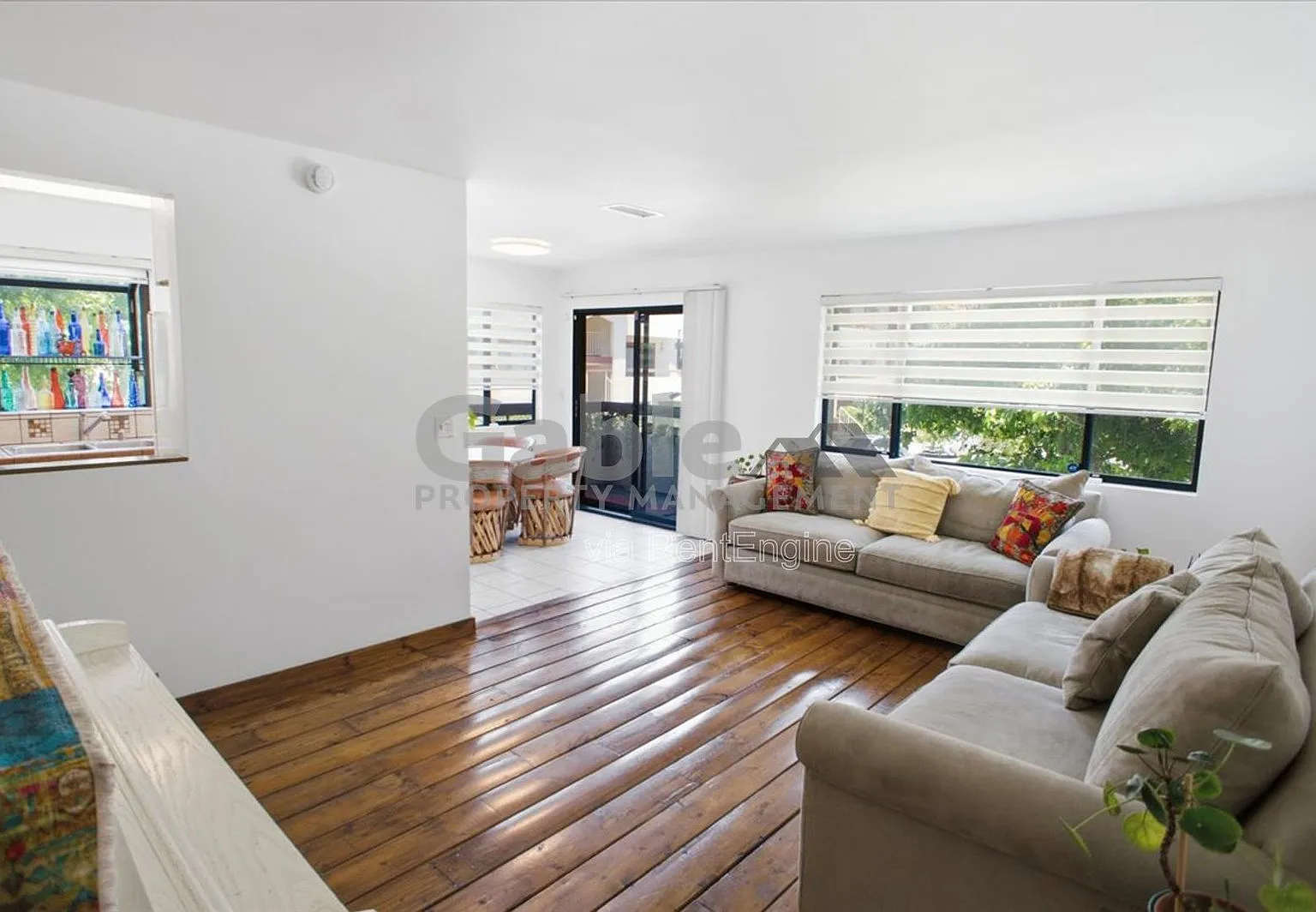 3 bed, 2.0 bath, 950 sqft, $2,650 — Photo 3
