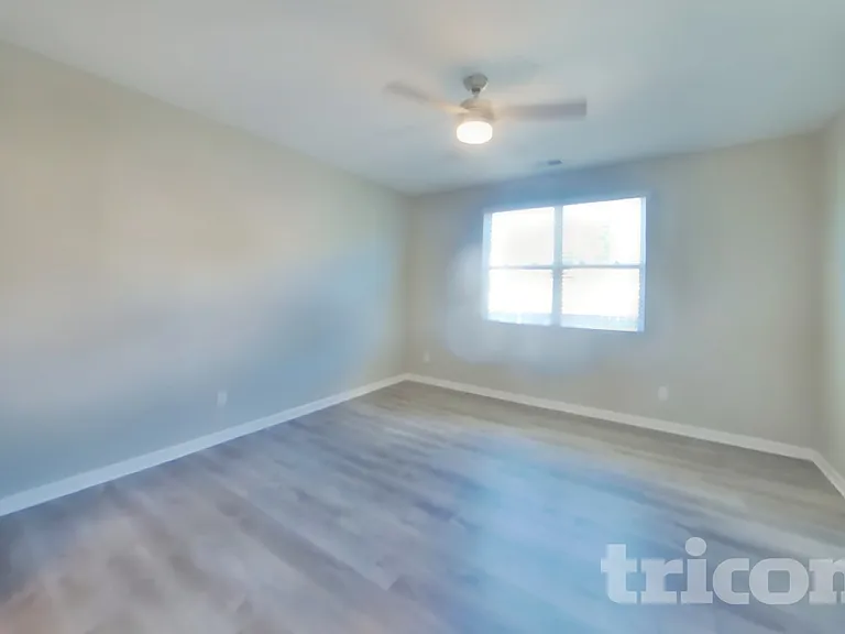 338 Victory Cir — Photo 8