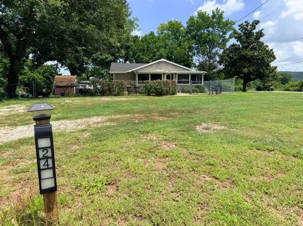 24 Wolfdale Rd, Farmington, AR 72730