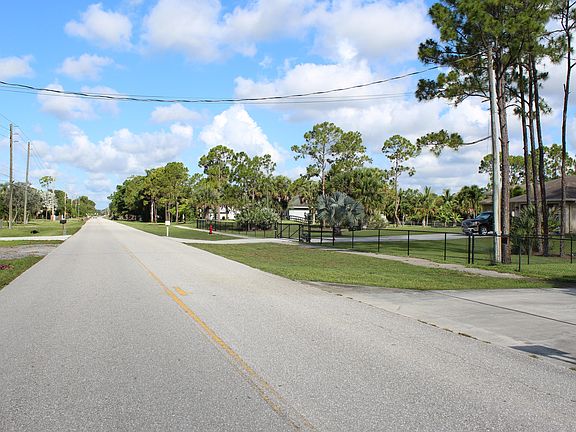 2nd image of 17686 Hamlin Boulevard