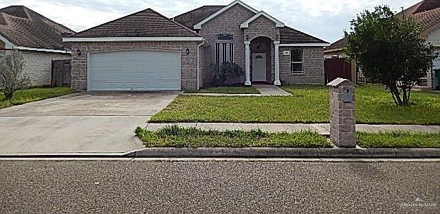 1st image of 520 E Canela Ave