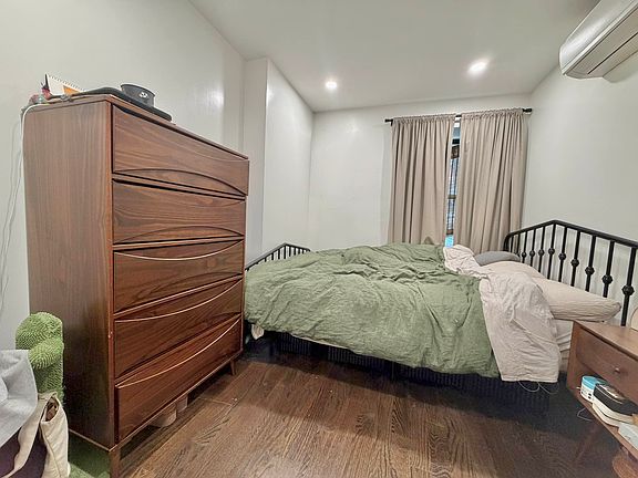 4th image of 333 S 5th St #1A