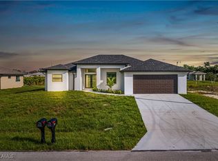 2910 24th St W, Lehigh Acres, FL 33971
