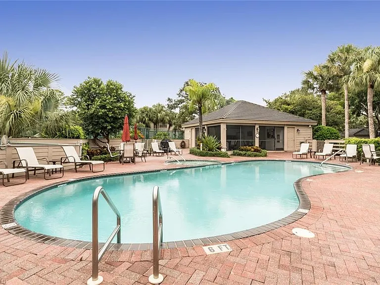 27113 Oakwood Lake Dr — Photo 31