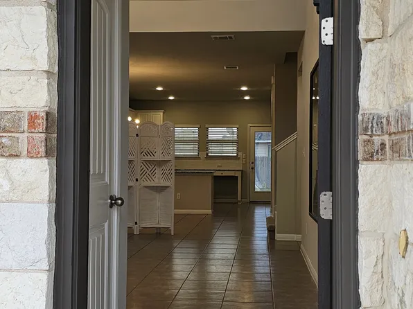 108 Mauldin St, Georgetown, TX 78628