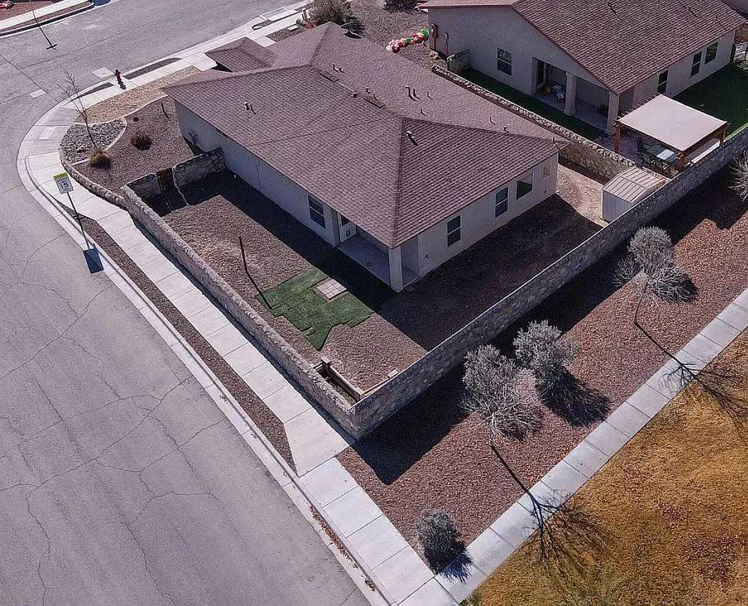 4 bed, 1569 sqft, $1,850 — Photo 2