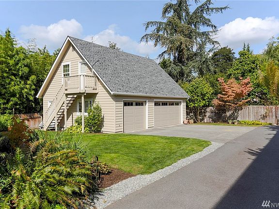 2nd image of 762 18th Ave W