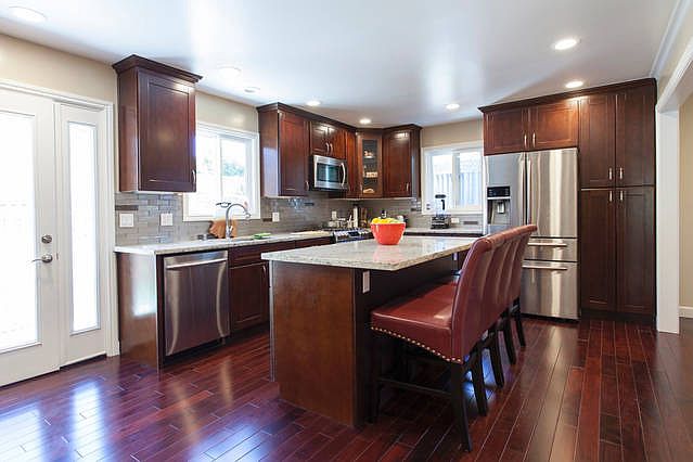 1st image of 5494 Castle Manor Dr