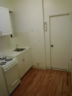 Rented by Authentic Realty | media 7