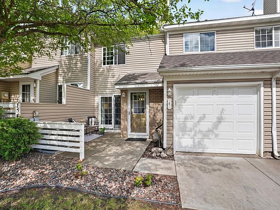 5th image of 13485 60th Pl N Unit 4