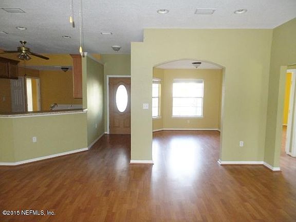 2nd image of 2009 Golden Glow Ln